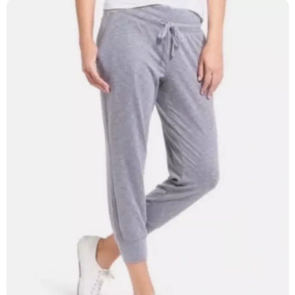 Athleta techie jogger capri S dark grey